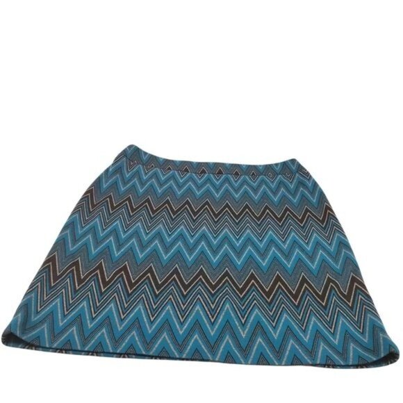 Sharagano Prism Detail Fitted Skirt - Picture 3 of 10